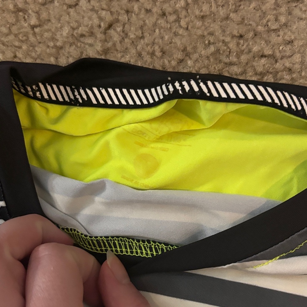 Men’s Athletic Neon Yellow and Blue Short Sleeve Tees Bundle - Picture 5 of 6